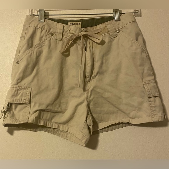 St. John's Bay drawstring cargo shorts size 6p - Picture 1 of 3